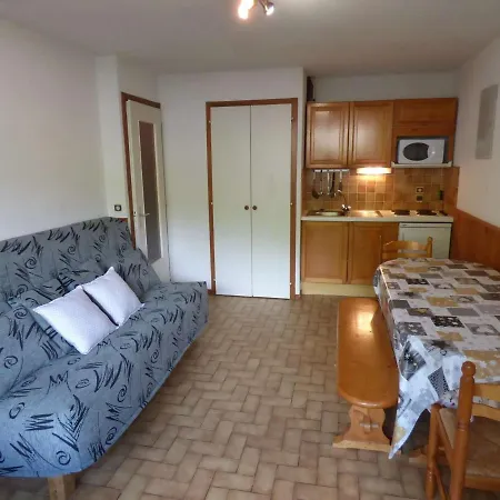 Apartment Skis Aux Pieds, Cosy 2 Pieces, Terrasse Sud/est, 1er Etage, Ideal Pour 4 Personnes - Fr-1-458-131